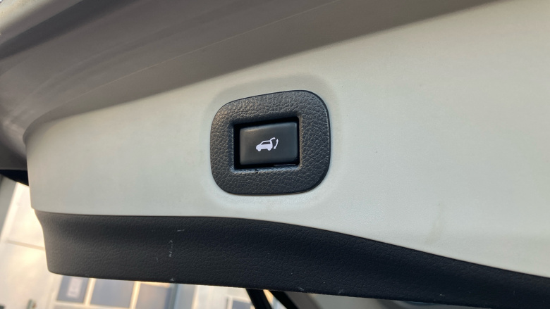 Nissan X-Trail 1.7 dCi Tekna 5dr 4WD [7 Seat] Diesel Station Wagon